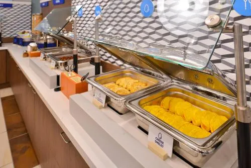 Holiday Inn Express Miami Airport-Blue Lagoon Area by IHG photo 2