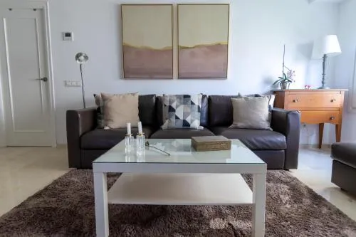 Polo Apartments 4B photo 2