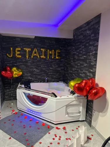 T3 5 étoile jacuzzi photo 2