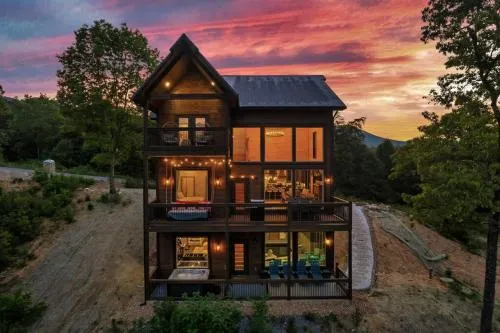 New Explorer's Hideaway,Mtn View, Firepit,Upscale photo 2