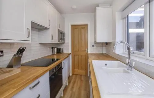 4 bedroom house close to Walmgate bar sleeps 7 photo 2