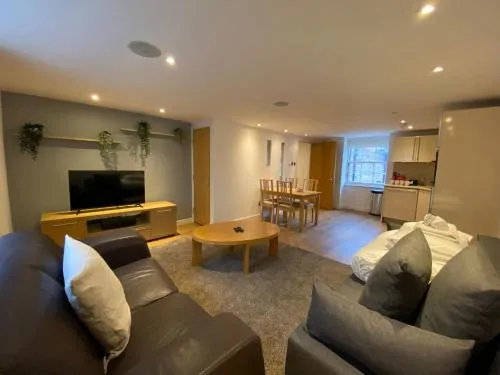 CS Exclusive Apartments of Princess Street West End photo 2