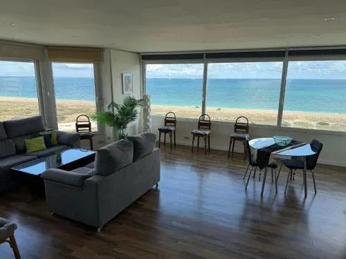Spacious Apartment in Valencia with Sea View - 160 sqm photo 2