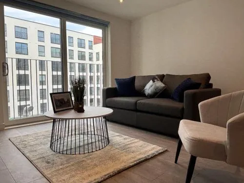 Stylish 1-Bedroom Apartment Sleeps 3 in central Birmingham photo 2