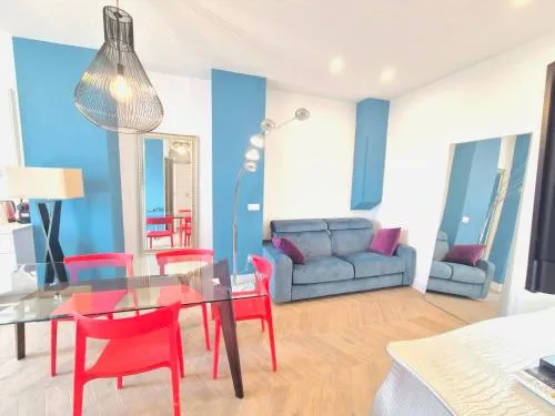 Luxury 3 bed 2 bath flat Cannes Croisette photo 2
