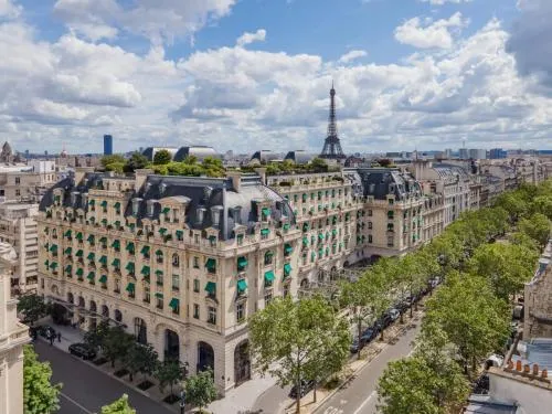 The Peninsula Paris photo 2
