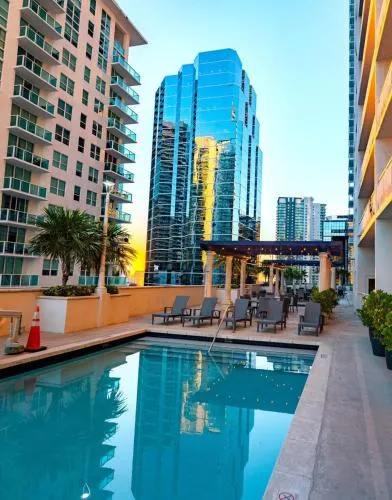 1BR Brickell included Pool, Gym and Free Parking photo 2