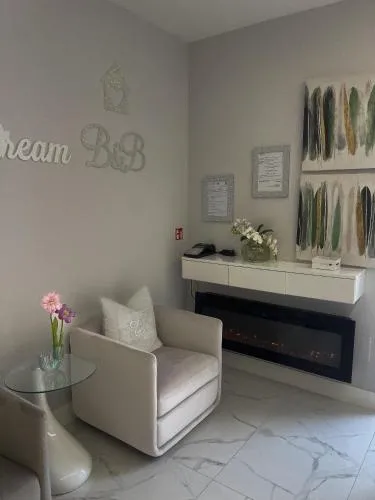 Alissa Suite photo 2