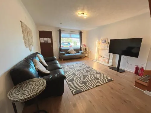 Cozy 2 bedrooms with private parking space and garden photo 2