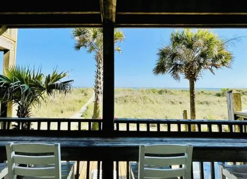 OCEANFRONT HOUSE ON THE SAND 2 Kings 4br 4ba 1st Floor of Triplex SLEEP 12 PGP1 photo 2