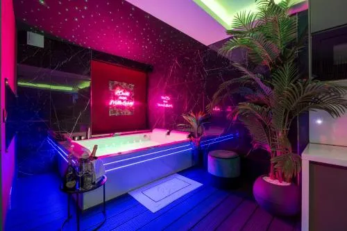 Toulouse Love room, suite avec spa privatif photo 2