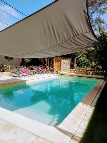 chambres d'hôtes en rez de villa piscine climatisation plage à pieds photo 2