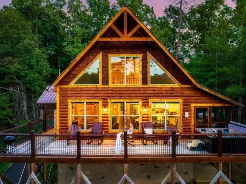Smokies Sanctuary - Smoky Mtn A-Frame Hot Tub Mountain Views Firepit photo 2
