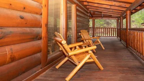 Smoky Mountain Escape by American Patriot Getaways photo 2