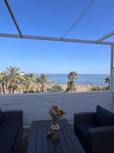 Apartment on the beach photo 2
