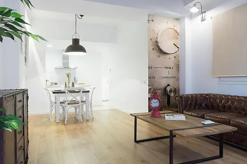 Bright Industrial Loft Barcelona Center photo 2