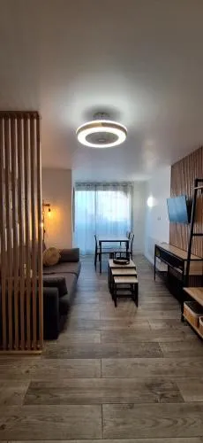 Studio rénové 200 m de la plage avec parking privé photo 2
