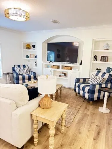 Blue Bay Cottage photo 2
