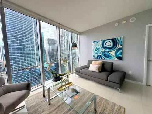 Luxury Living in Brickell - Stunning City Views photo 2