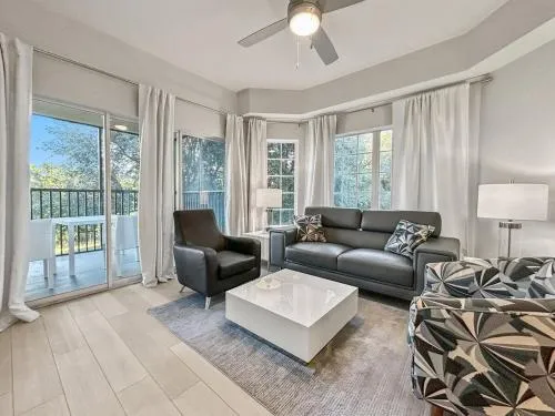 Family-Friendly 3-Bedroom Condo for 6 and 5 min to Disney photo 2