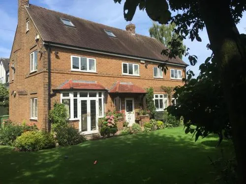 Grove House Bed & Breakfast photo 2