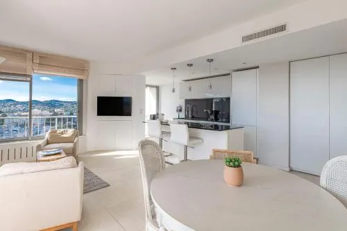 Apartment with pool - sea view photo 2