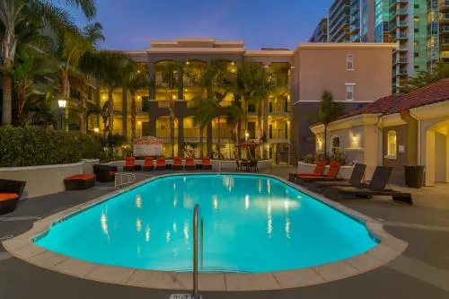 Marina Del Rey Beach Retreat w Hot Tub, Billiards & Grill photo 2