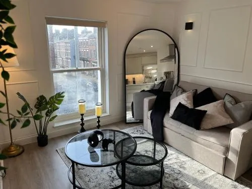 Liverpool Central City Centre Modern Apartment - Sleeps 4 photo 2
