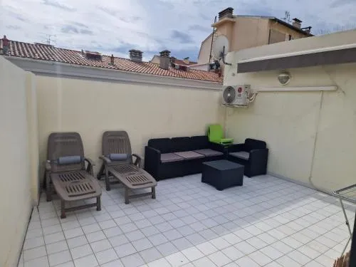 Plein centre Appartement climatisé et spacieux avec grande terrasse sur le toit à Nice photo 2