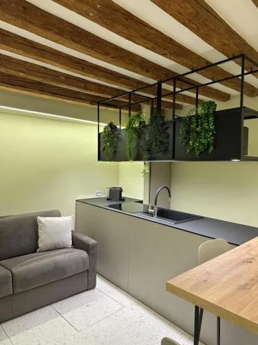 Canal View Boutique Apartment photo 2