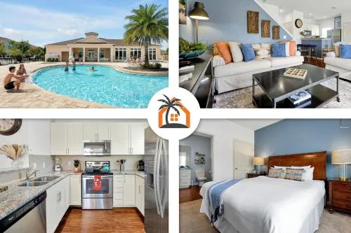Charming Oasis with King Bed Close to Disney 4BR photo 2