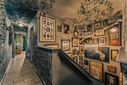 Stay at Hogwarts Harry Potter's Home, Free Parking, Pets Allowed photo 2