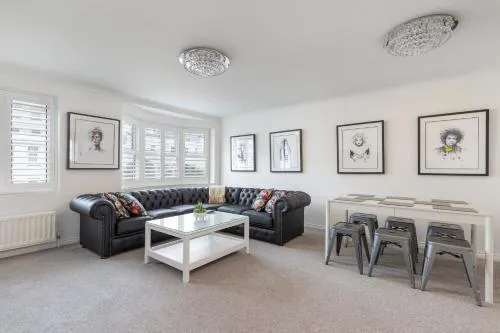 Central Brighton 4BR Home Walk to Station&Seafront photo 2