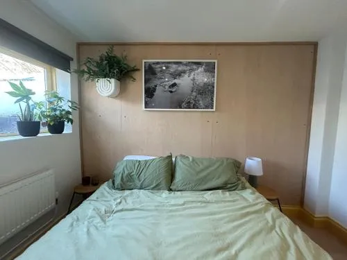 Sauna Haus pad Free sauna sleeps 5 great location photo 2