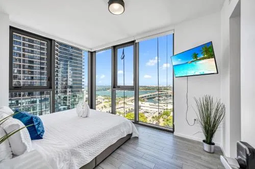 Skyglass Panorama views 2 Bedroom Suites photo 2