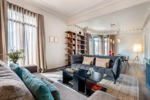 Casagrand Luxury Apartments Barcelona photo 2