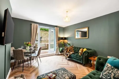 Hove Hideaway Chic 2bed garden flat central Hove photo 2