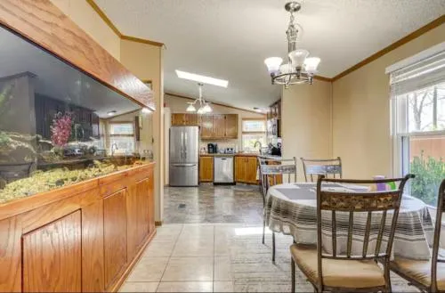 Private Pet Friendly Home Near Exotic Deer Farm Close to Pigeon Forge, Gatlinburg TN photo 2