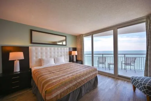 Oceanfront Paradise Sleeps 10 w Stunning Sunrises photo 2