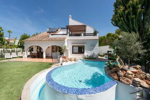 Villa by the beach 5 bedrooms photo 2
