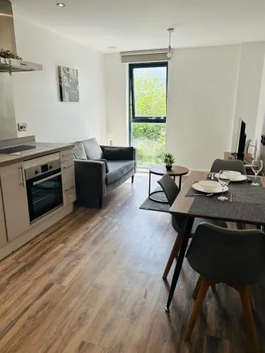Near Old Trafford & Media City 2BR Flat photo 2