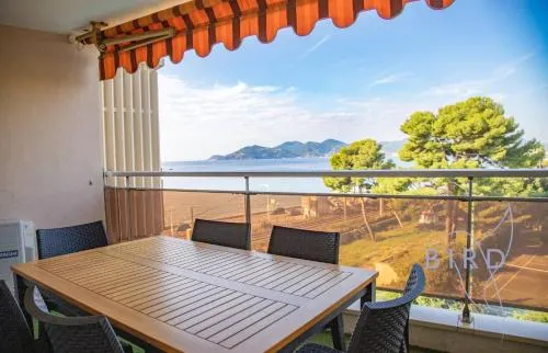 Vue Mer et Esterel Cannes just next to the beach photo 2