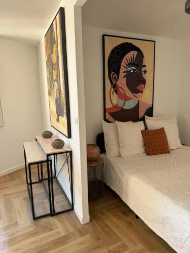 Heritage Suites- Palais des Papes & Pont d'Avignon- Clim photo 2