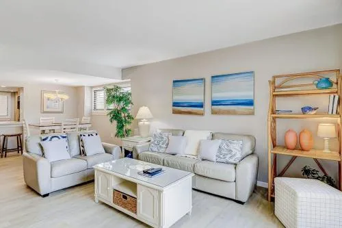 Quiet Hilton Head Getaway with WiFi Pool Hot Tub & Ocean View photo 2