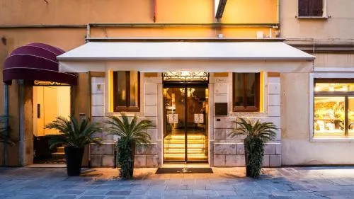 The Venice Times Hotel, Vignette Collection by IHG photo 2