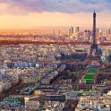 巴黎埃菲尔铁塔的鸟瞰图