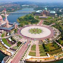 eine Luftaufnahme der Stadt Singapur