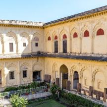 an old building in the city of jaipur