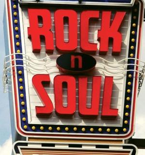 a sign for a rock n roll restaurant