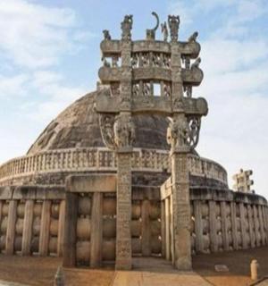 顶部有圆顶的建筑物